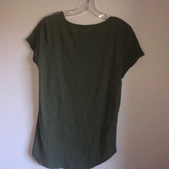 𝅺two by Vince Camuto shirt - Picture 3 of 4